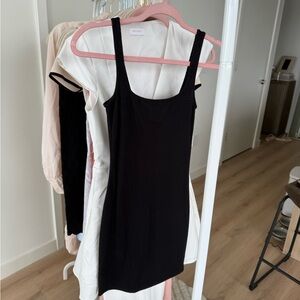 Wilfred free aritzia black mini dress thin